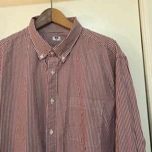 UNIQLO men’s oxford button down red striped shirt